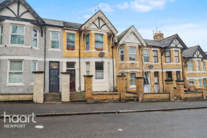 2 Bedroom Apartment For Sale In Llanthewy Road, Newport, NP20
