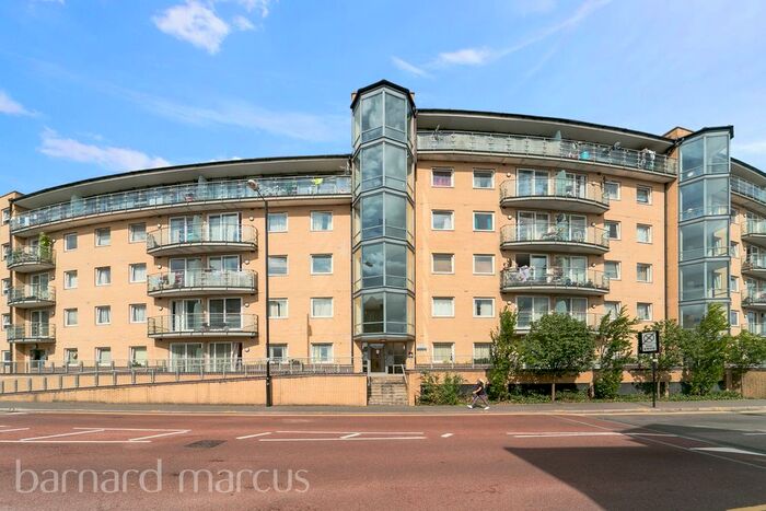 2 Bedroom Flat To Rent In Highfield Road, Feltham, TW13