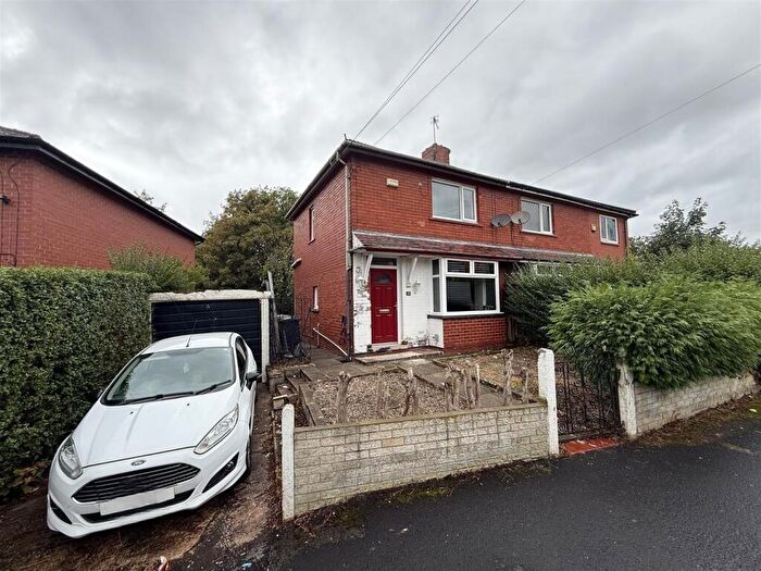 2 Bedroom Semi-Detached House For Sale In West Avenue, Stalybridge, SK15