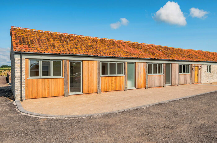 3 Bedroom Semi-Detached House For Sale In Oldfields Lane Earthcott Green, Alveston, Bristol, South Gloucestershire, BS35