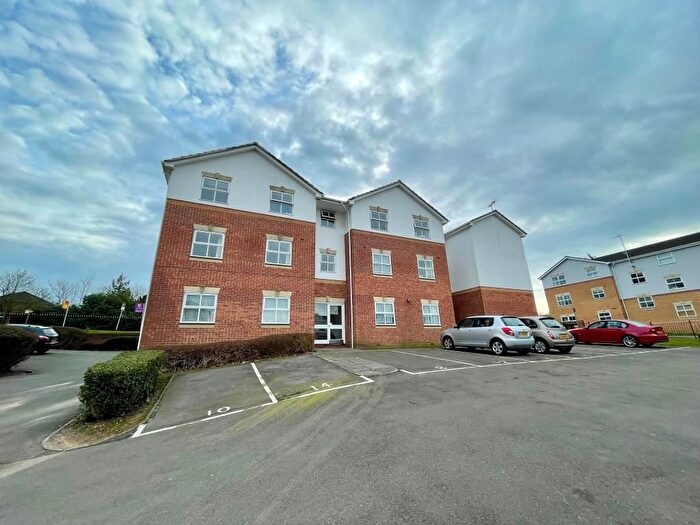 2 Bedroom Flat To Rent In Bath Road, Reading, RG30