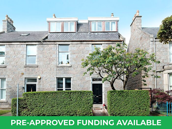 2 Bedroom Flat For Sale In Brighton Place, Ashley, Aberdeen, Aberdeen City, AB10