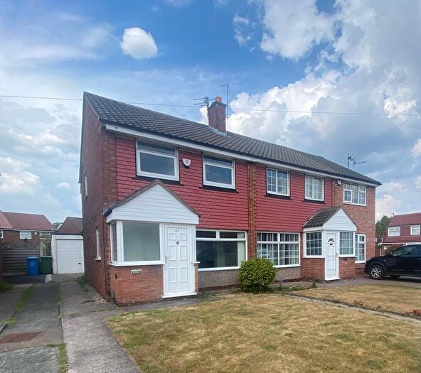 3 Bedroom Semi-Detached House For Sale In Hoy Drive, Urmston, Manchester, M41