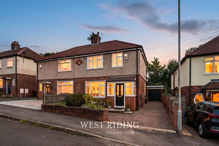 3 Bedroom Semi Detached House For Sale In Hillside Avenue, Grotton, Saddleworth, OL4