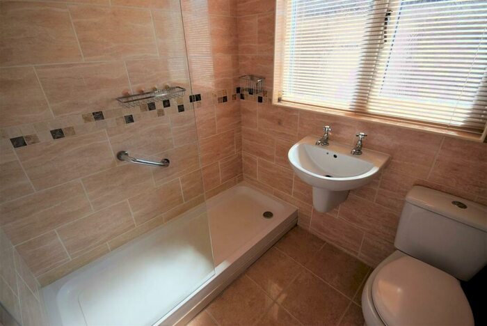 2 Bedroom Semi-Detached Bungalow For Sale In Danebury Road, Woodhouse, Brighouse, HD6