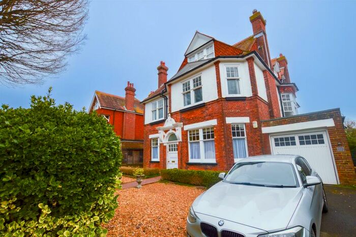 2 Bedroom Flat To Rent In Milnthorpe Road, Eastbourne, BN20