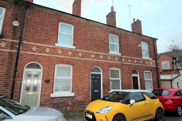 2 Bedroom Terraced House To Rent In Catherine Street, Chester, Cheshire, CH1