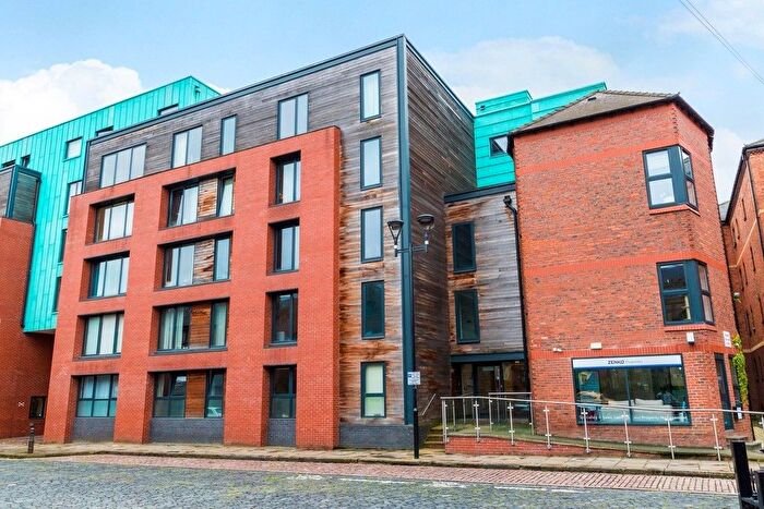 1 Bedroom Flat To Rent In The Chandlers, Leeds, LS2