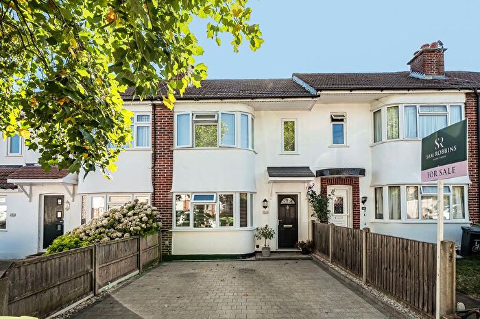 3 Bedroom Terraced House For Sale In Lynmouth Drive, Ruislip, HA4