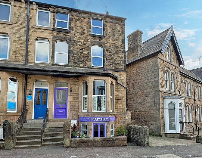 4 Bedroom Property For Sale In Cheltenham Mount, Harrogate, HG1