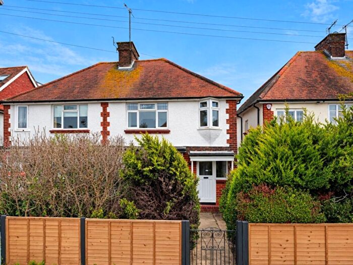 3 Bedroom Semi-Detached House For Sale In Haynes Road, Worthing, BN14