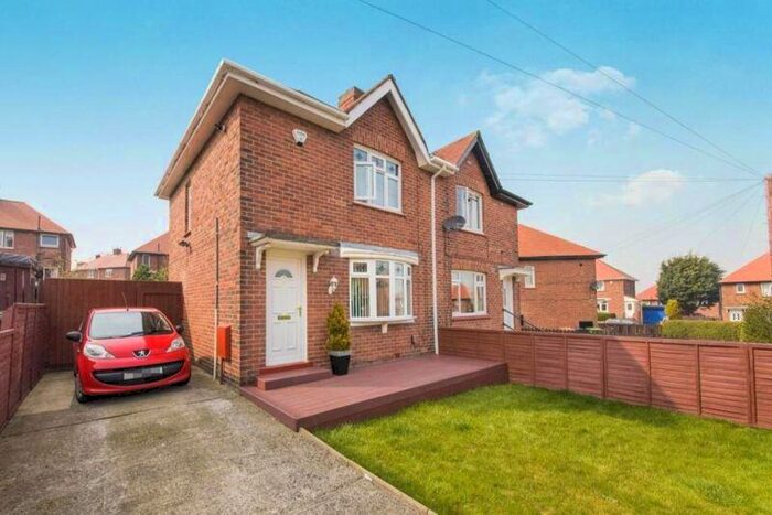 2 Bedroom Semi-Detached House To Rent In Halstead Square, Sunderland, SR4