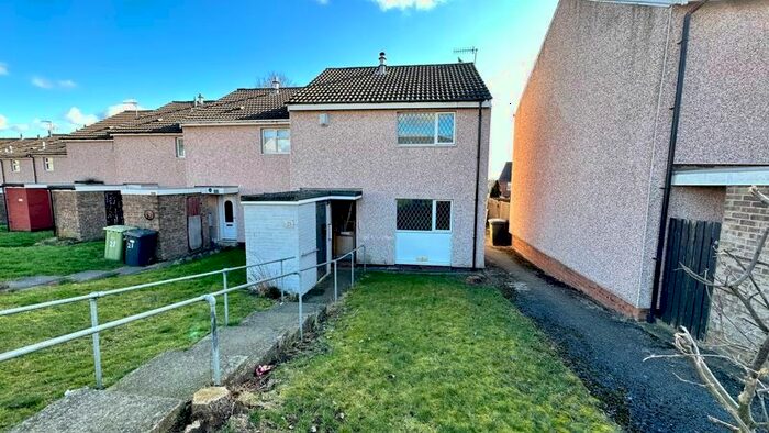 2 Bedroom Property To Rent In Kingsclere Walk, Chesterfield, S40