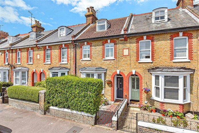 4 Bedroom Terraced House For Sale In Cavendish Road, Herne Bay, Kent, CT6