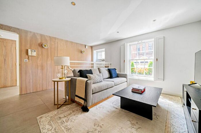 2 Bedroom Apartment To Rent In Arlington Road, London, NW1