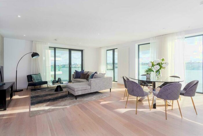 3 Bedroom Apartment To Rent In Fairwater House, Royal Wharf, Pontoon Docks, E16