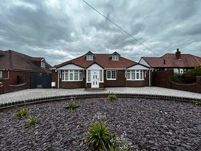 5 Bedroom Bungalow To Rent In Claremont Road, Tamworth, B79