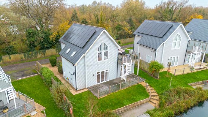 3 Bedroom Detached House For Sale In Spine Road East, South Cerney, GL7