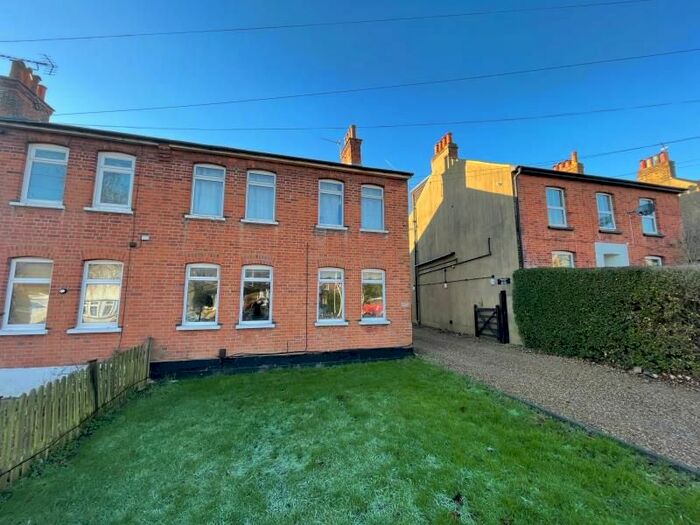 2 Bedroom Flat To Rent In Hallowell Road, Northwood HA6