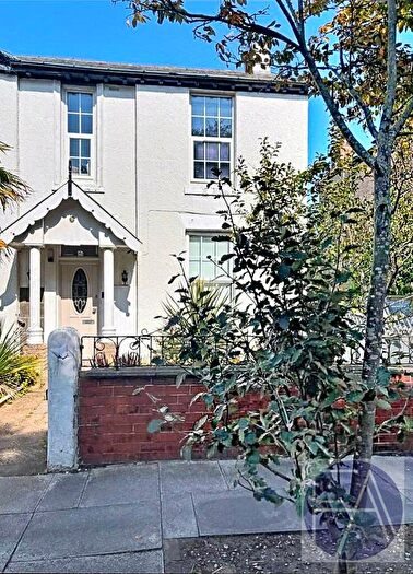 2 Bedroom Flat To Rent In Aughton Road, Southport, PR8