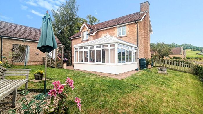 4 Bedroom Detached House For Sale In South Meadow, South Horrington, Wells, BA5