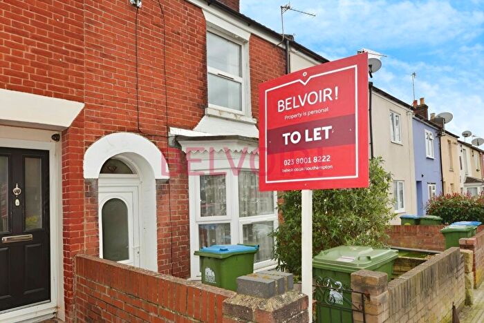 3 Bedroom Terraced House To Rent In Earls Road, Southampton, SO14