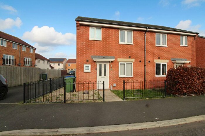 3 Bedroom Semi Detached House For Sale In Font Drive, Blyth, NE24