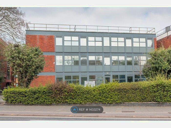 1 Bedroom Flat To Rent In Charter House - Bromham Road, Bedford, MK40