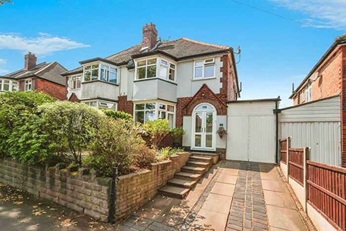 3 Bedroom Semi-Detached House For Sale In Milverton Road, Birmingham, B23