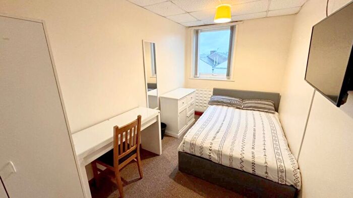 1 Bedroom House To Rent In Younger Street, Stoke-on-Trent, ST4