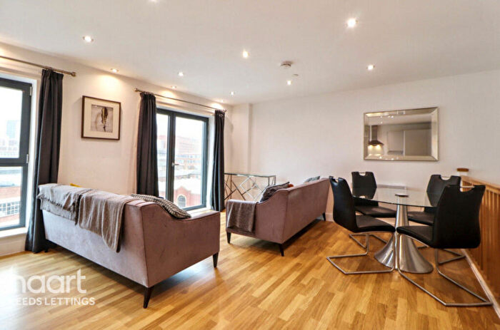 2 Bedroom Flat To Rent In Mabgate House, Leeds, LS9