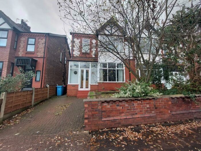 4 Bedroom Semi-Detached House To Rent In Claremont Road, Salford, M6