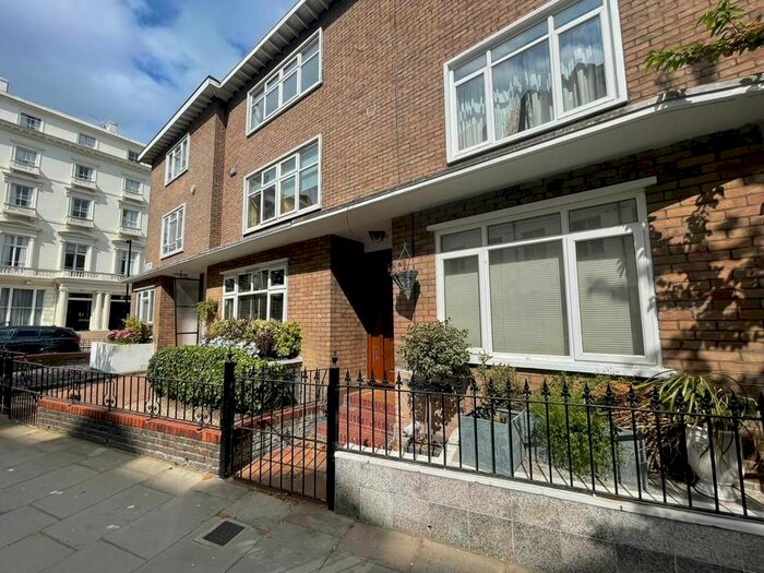 4 Bedroom Property To Rent In Cleveland Square, London, W2