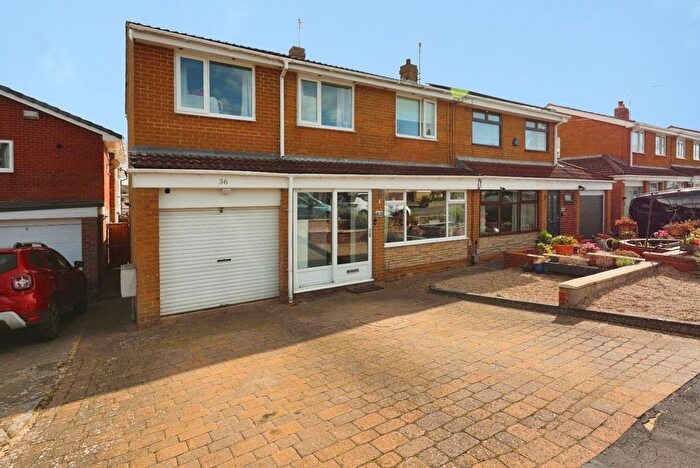 4 Bedroom Semi-Detached House For Sale In Ullswater Avenue, West Auckland, Bishop Auckland, DL14