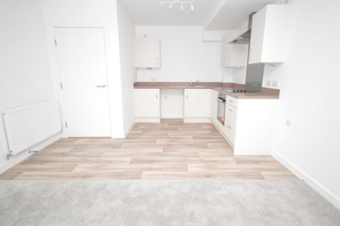 2 Bedroom Apartment To Rent In Flat /, Coll Grove, Glasgow, G21