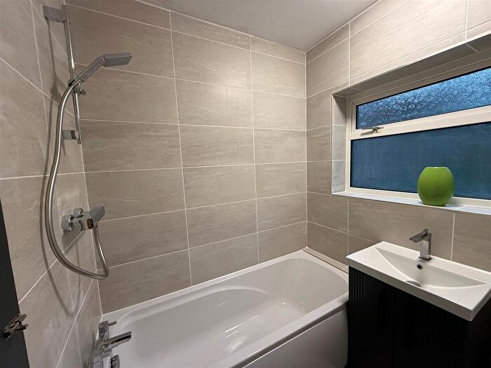 3 Bedroom Terraced House For Sale In Livingstone Street, Norwich, NR2