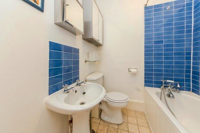 1 Bedroom Property To Rent In St. Lukes Road, Notting Hill, W11