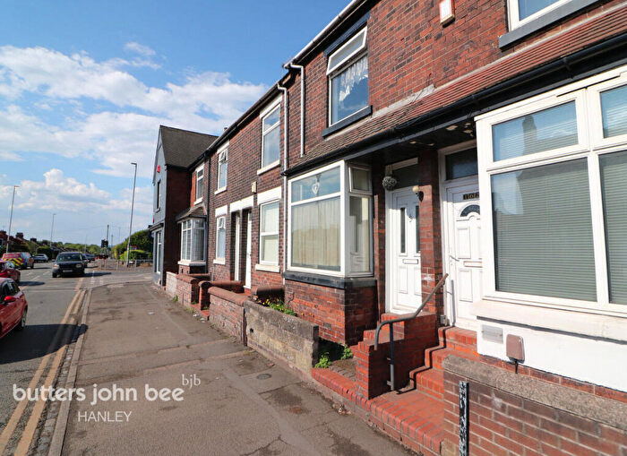 3 Bedroom Terraced House For Sale In Hanley Road Stoke-On-Trent, ST1