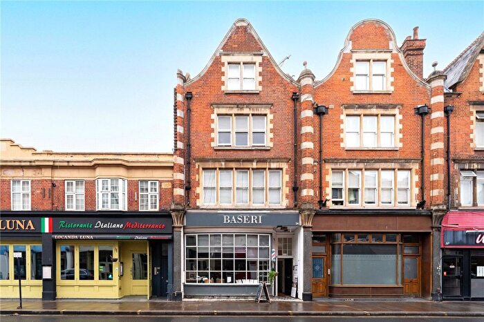 1 Bedroom Flat To Rent In York Street, Twickenham, TW1