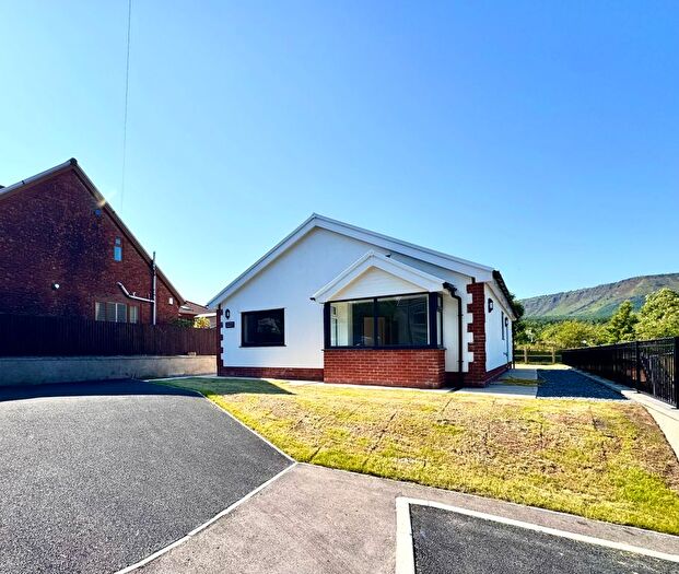 3 Bedroom Detached Bungalow For Sale In Fron Haul, Cwm Isaac, Rhigos, Aberdare, CF44