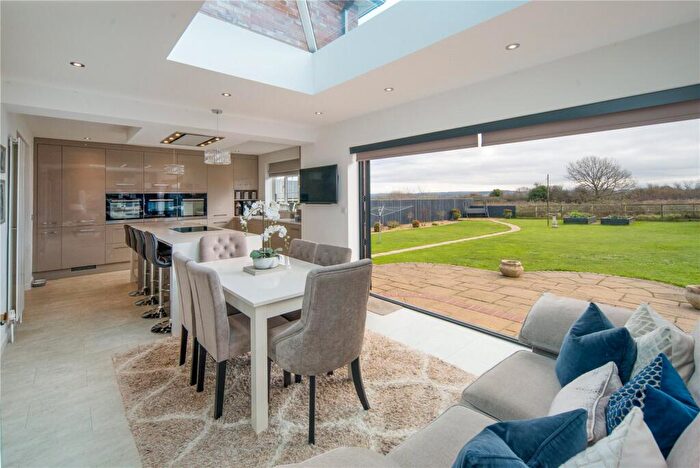 5 Bedroom Detached House For Sale In Coronation Avenue, Cowes, Isle Of Wight, PO31