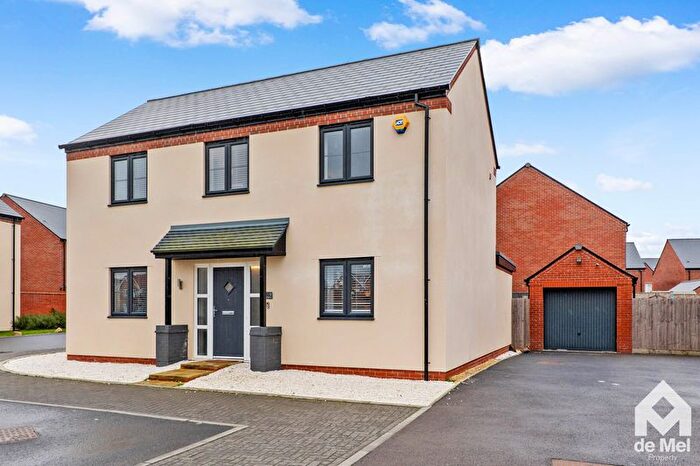 4 Bedroom Detached House For Sale In Porthill Close, Twigworth, Gloucestershire, Gl, GL2