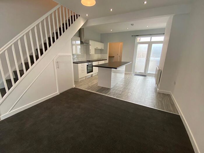 2 Bedroom Terraced House To Rent In Scarsdale Street, Bolsover, S44