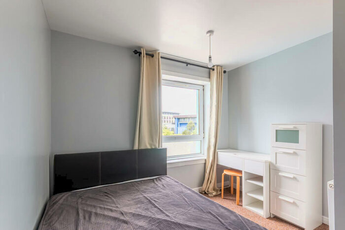 4 Bedroom Flat To Rent In Viewcraig Street Edinburgh United Kingdom, EH8