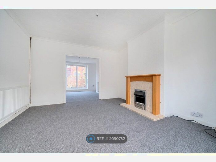 3 Bedroom Semi-Detached House To Rent In Vincent Street, St. Helens, WA10