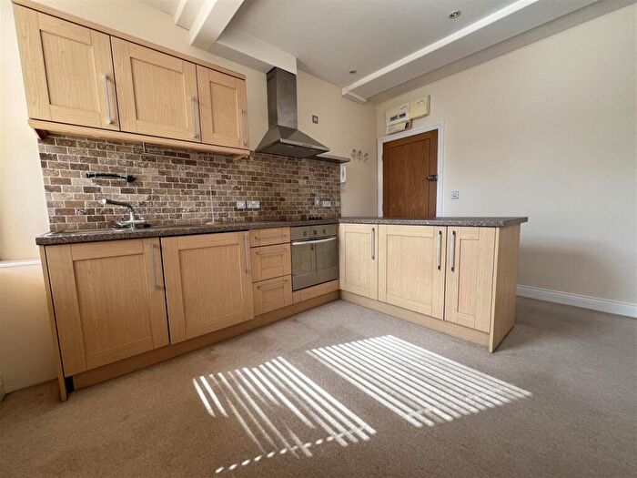 1 Bedroom Apartment To Rent In Denbigh Court, High Street, Lutterworth, LE17