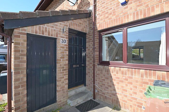 2 Bedroom Terraced House For Sale In Wester Bankton, Livingston, EH54