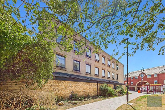 1 Bedroom Apartment For Sale In Manvers House, Trowbridge, BA14