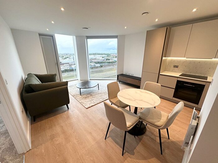 1 Bedroom Flat To Rent In Dantzic Street, Manchester, M4