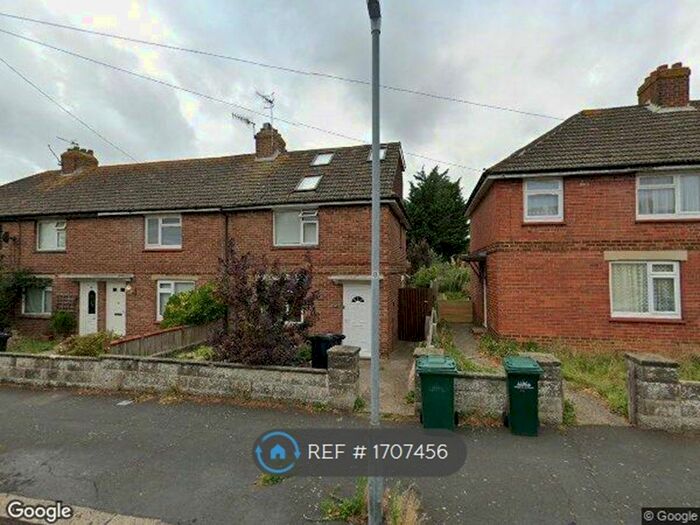 3 Bedroom Semi-Detached House To Rent In Wilfrid Road, Hove, BN3